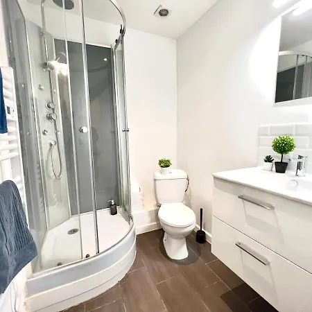 Ideal Pro I Centre-ville & Parking Gratuit Apartman Châtellerault