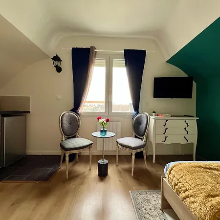 Ideal Pro I Centre-ville & Parking Gratuit Apartment *