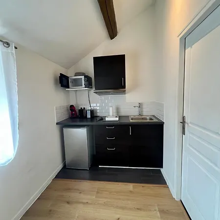 Ideal Pro I Centre-ville & Parking Gratuit Apartment