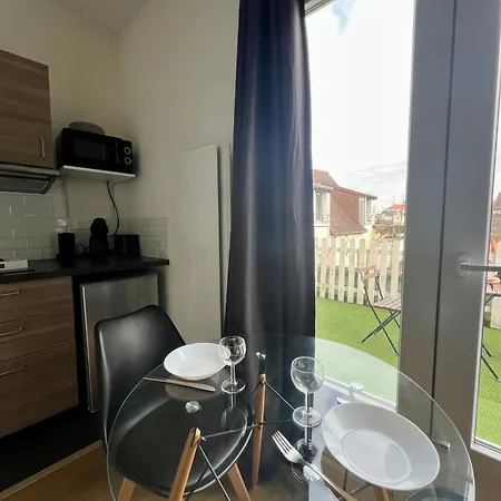 Ideal Pro I Centre-ville & Parking Gratuit *