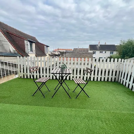 Ideal Pro I Centre-ville & Parking Gratuit Apartment