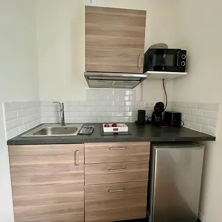 Ideal Pro I Centre-ville & Parking Gratuit Apartment *