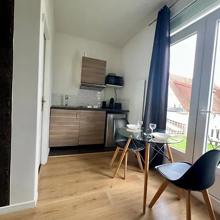 Apartment Ideal Pro I Centre-ville & Parking Gratuit