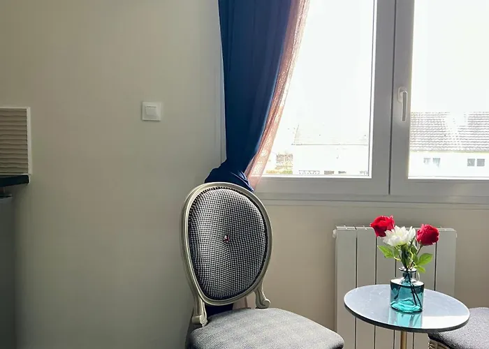 Ideal Pro I Centre-ville & Parking Gratuit Apartment