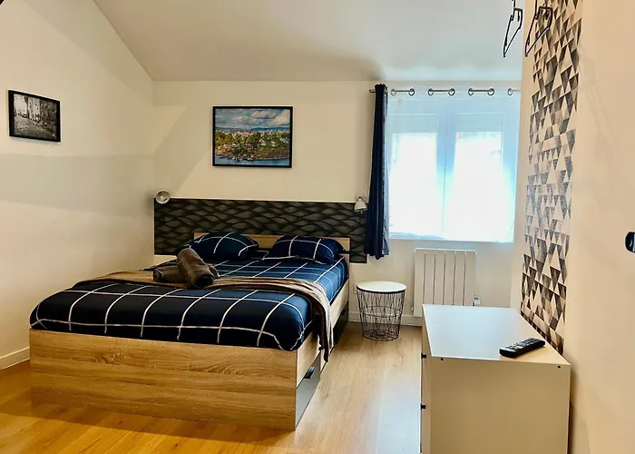 Ideal Pro I Centre-ville & Parking Gratuit Châtellerault