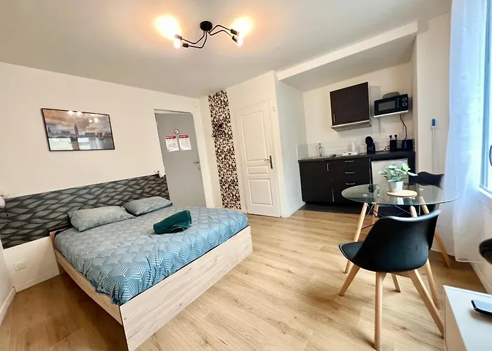 Ideal Pro I Centre-ville & Parking Gratuit * Châtellerault