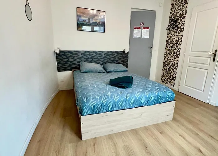 Ideal Pro I Centre-ville & Parking Gratuit Apartment