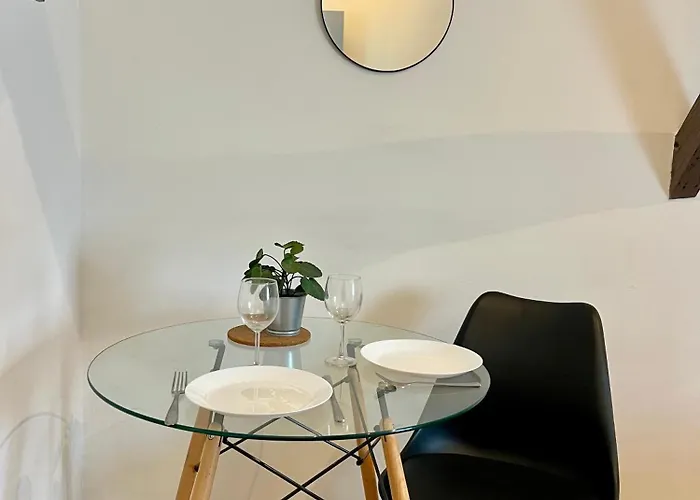 Ideal Pro I Centre-ville & Parking Gratuit Apartamento