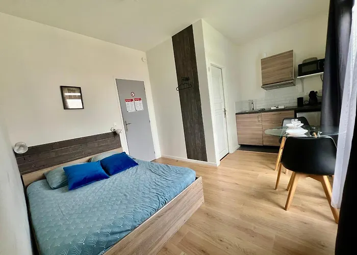 Apartment Ideal Pro I Centre-ville & Parking Gratuit Chatellerault