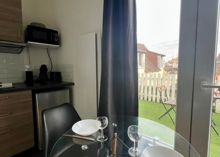 Ideal Pro I Centre-ville & Parking Gratuit *