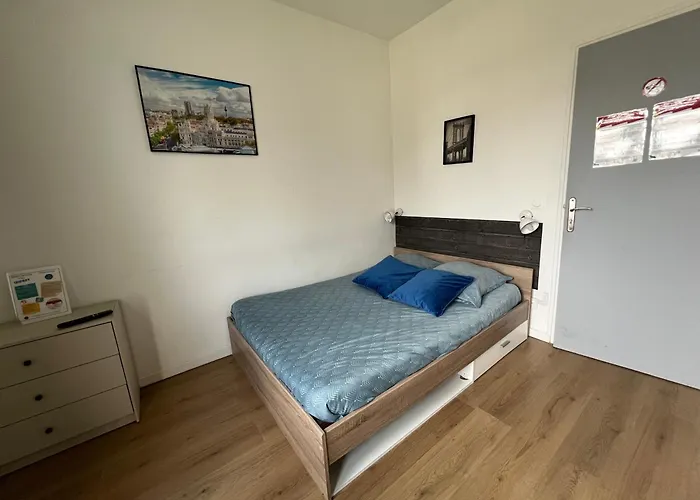 Ideal Pro I Centre-ville & Parking Gratuit * Châtellerault