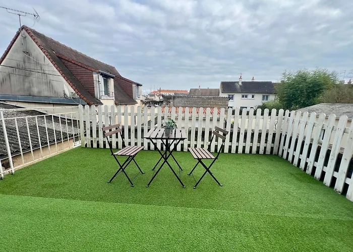 Ideal Pro I Centre-ville & Parking Gratuit Apartment